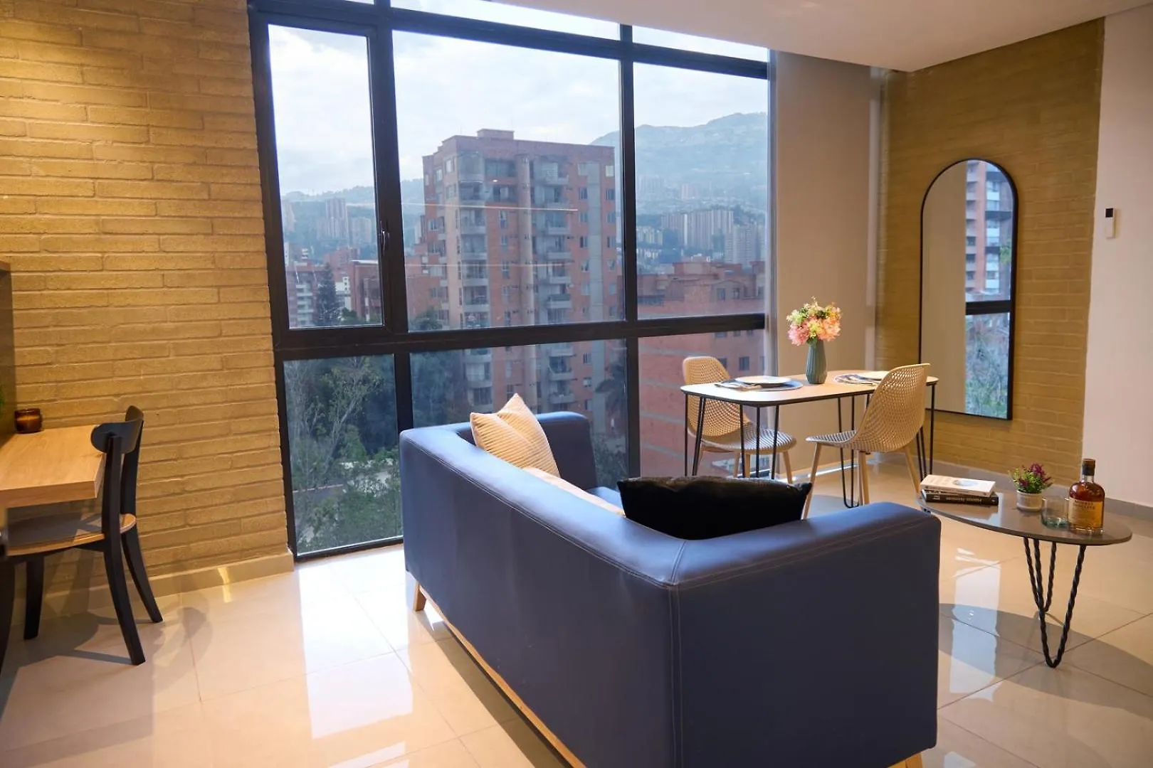 Stadio Haven Rosa Negra Cozy Suite Medellín